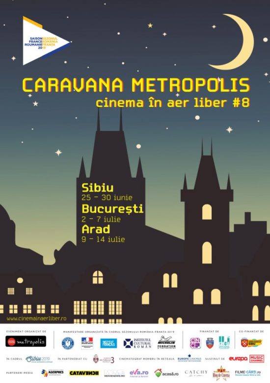 Caravana Metropolis film in aer liber