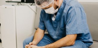 USR anunță o inițiativă legislativă pentru combaterea fake news în domeniul medical medic