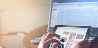 Inițiativă legislativă USR: statul nu trebuie să mai cumpere dependență digitală din bani publici