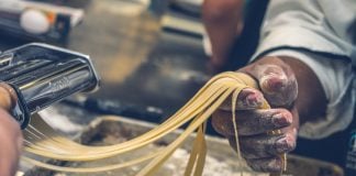Aproximativ 38% dintre români preferă pastele fabricate în România, iar 36% pe cele din Italia (studiu)