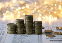 Coaliția de guvernare a ajuns la un acord în privința creșterii salariului minim la 4.325 de lei începând cu 1 iulie 2026