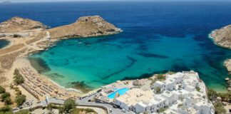 Vacanțele în Grecia devin mai ieftine decât în Turcia. Tot mai mulți turiști aleg destinațiile elene