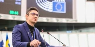 Luis Lazarus: Să se termine odată cu premierii altora! Adică noi nu avem oameni calificați și patrioți ? Dispăreți odată cu hoția, manipularea și corupția în care vă zbateți !!!