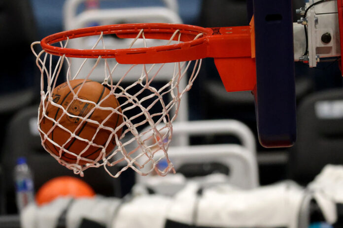 NBA – LA Clippers a trimis-o la barajul pentru play-off pe Golden State Warriors