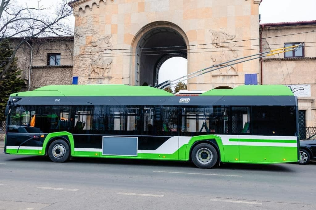Bucureștiul primește încă 22 de troleibuze noi, finanțate prin PNRR