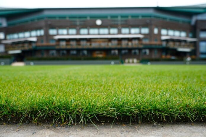 Posibil duel Coco Gauff – Iga Swiatek în sferturi de finală la Wimbledon