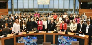 Gabriela Firea: Solicitări concrete din partea româncelor la adresa Comisiei Europene, pentru prevenirea și combaterea violenței domestice. Au murit destule femei, 52 doar până astăzi, în România!