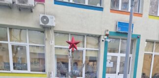 Curțile școlilor din Sectorul 2, decorate de elevi în pragul sărbătorilor de iarnă