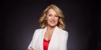 Nadia Comăneci – decorată cu Ordinul Național Steaua României în grad de Mare Cruce