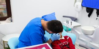 Peste 700 de copii și seniori din Ilfov au beneficiat de tratamente stomatologice gratuite prin programele „Ilfov zâmbește”