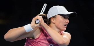Iga Swiatek s-a calificat în turul al treilea la Roland Garros