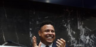 Ronaldo Nazario îl susţine pe Florentino Perez pentru preşedinţia clubului Real Madrid