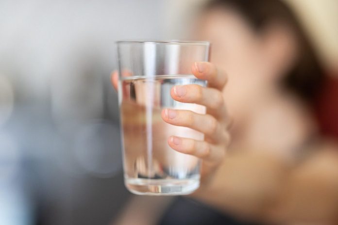 glass, drink, water, fresh, woman, transparent, healthy, freshness, drought, climate, liquid, nature, portrait