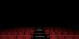 Românii au cheltuit peste 63 milioane de euro în cinematografe în 2025, un nivel record – analiză red cinema chair