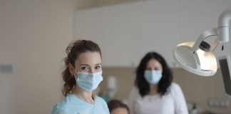 Cele mai bune clinici de stomatologie și implantologie din București