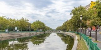 Un nou debarcader pe Dâmbovița, în București. Weekendul începe cu plimbări gratuite pe apă