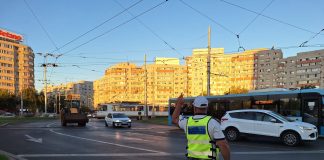 Prima zi de școală în Sectorul 2: polițiștii locali sunt în teren în zonele aglomerate. Recomandări pentru părinți