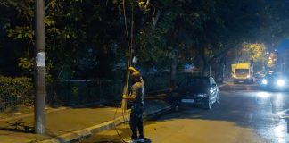 Au dispărut cablurile atârnate din București. PMB a eliminat aproape 3.000 km de fire aeriene