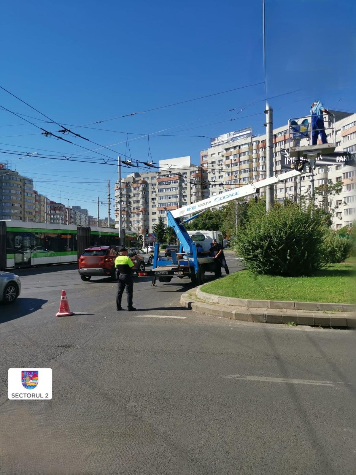 FOTO/ Poliția Locală Sector 2 continuă desființarea bannerelor publicitare amplasate ilegal 1 802308496 1433257688868150 2490557458230177235 n