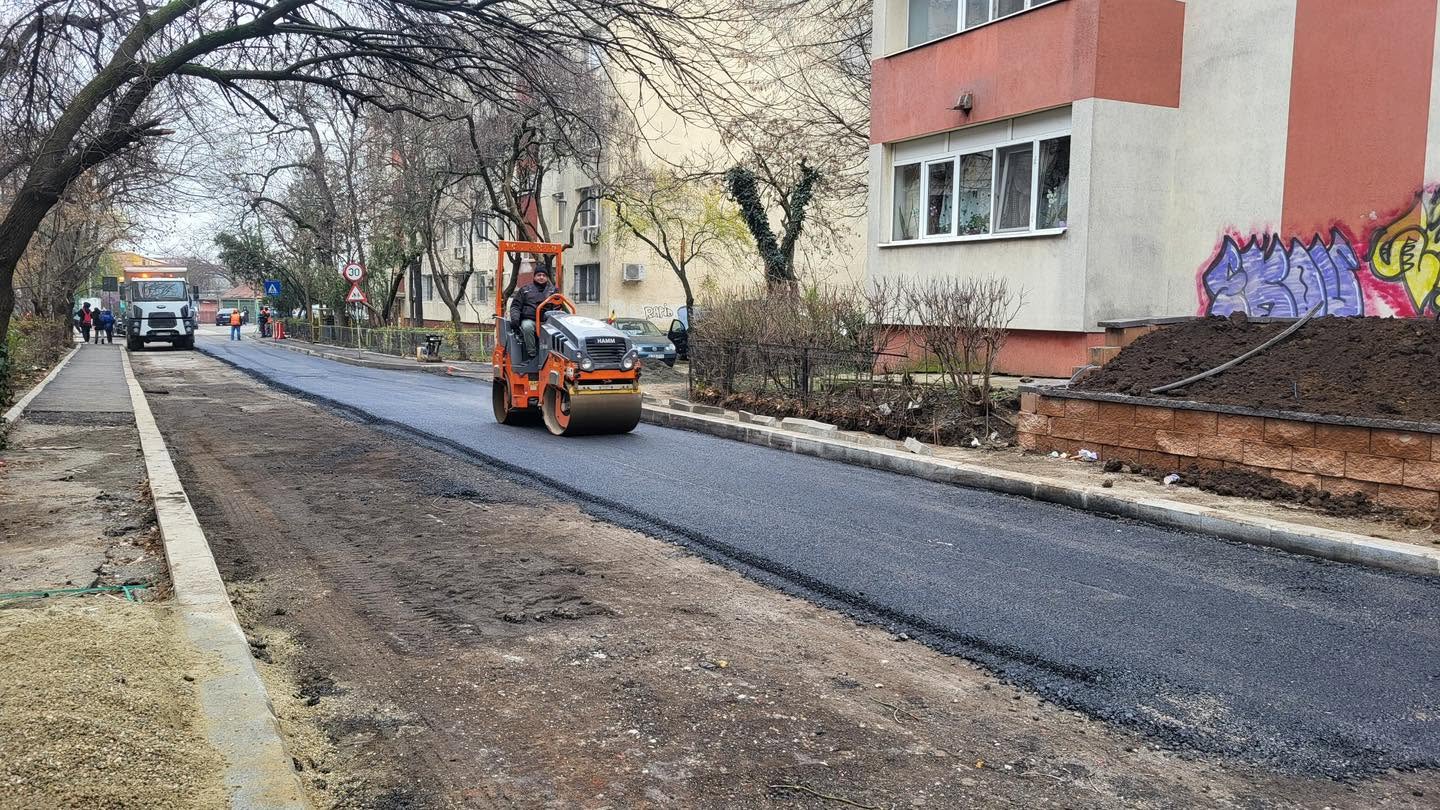 Reparații pe strada Șuhaia din Sectorul 5. Infrastructură S5 intervine pentru remedierea carosabilului deteriorat 1 598551063 1305640108242794 4474412841273191839 n