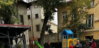Polițiștii Capitalei, lecții de siguranță rutieră pentru copii. Ce au învățat cei mici prin joacă