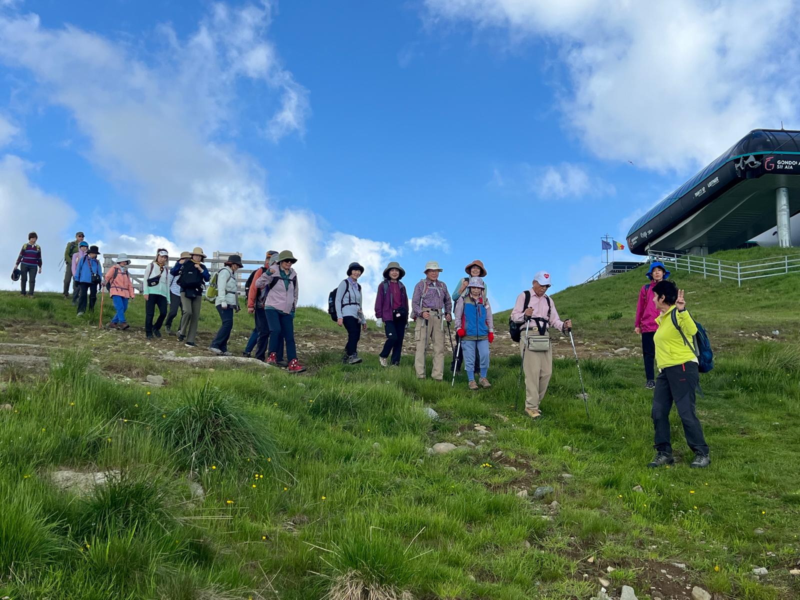 Exact Tours Japonezi in Bucegi 2