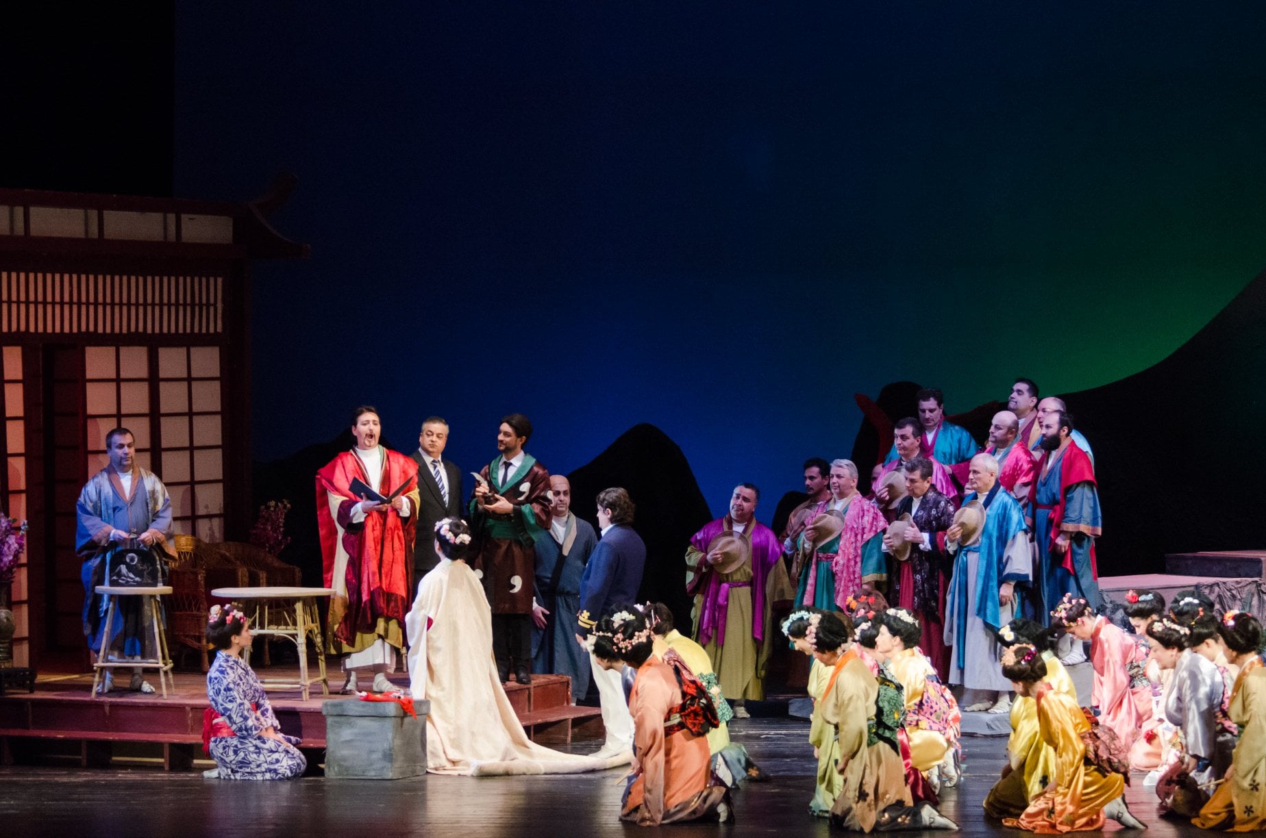 Opera Națională București încheie octombrie în acorduri de Rossini, Verdi, Puccini 2 Madama 3