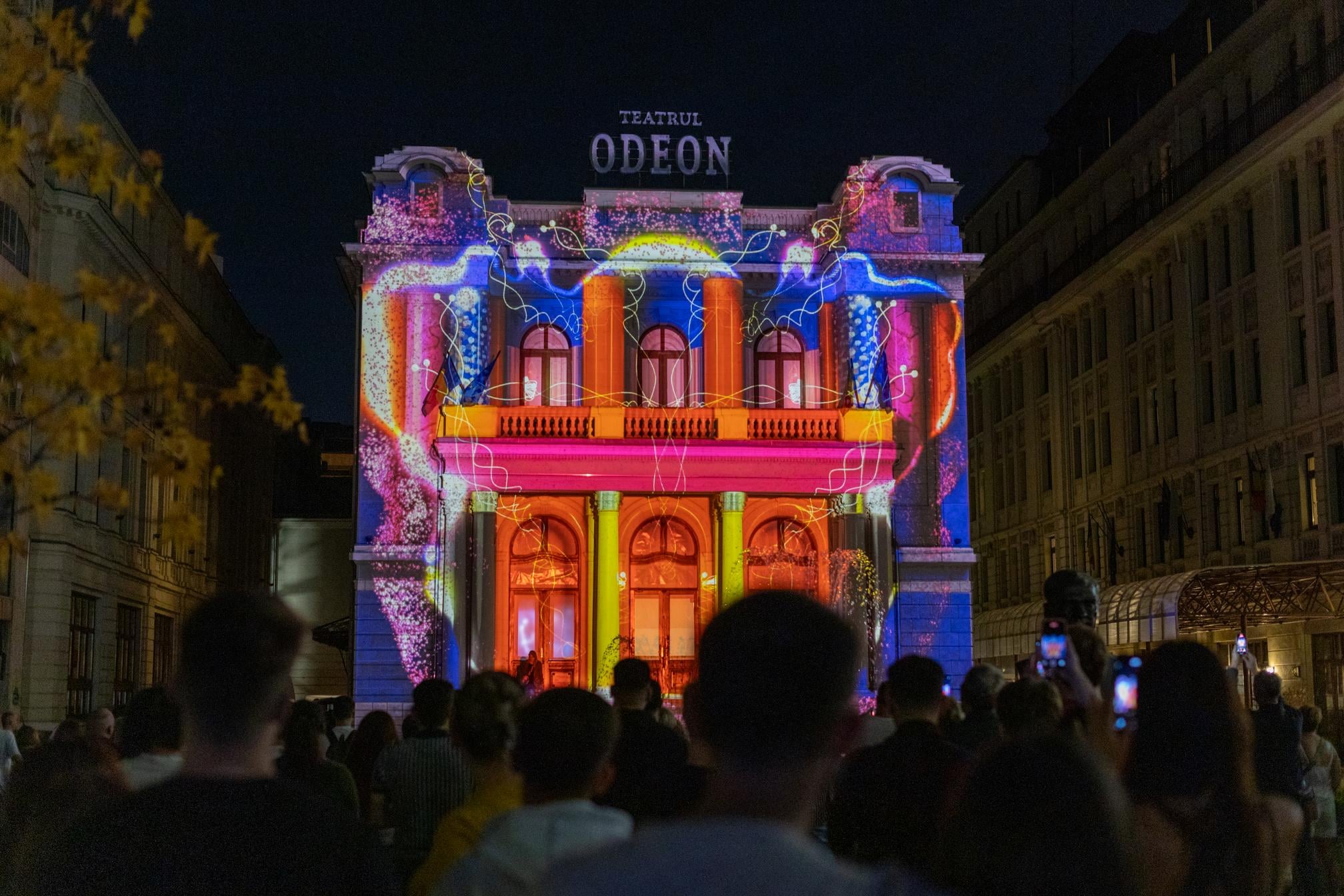 Record de participare la ediția aniversară Spotlight: peste 320.000 de oameni au descoperit Bucureștiul transformat prin lumină și artă digitală 1 Spotlight 2026 Foto7
