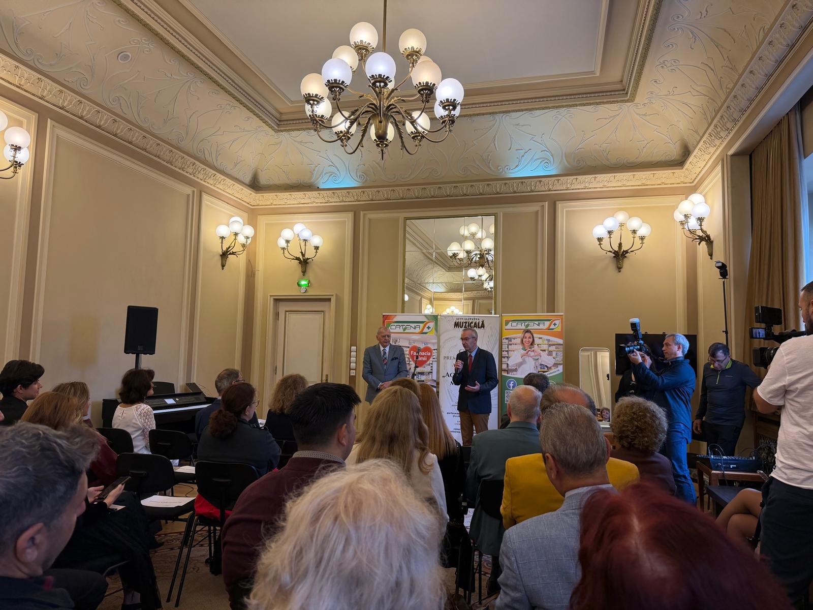foto premiu Actualitatea Muzicala